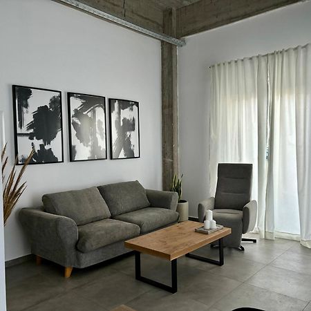 Industrial Loft Comfort Living Heraklion  Ngoại thất bức ảnh