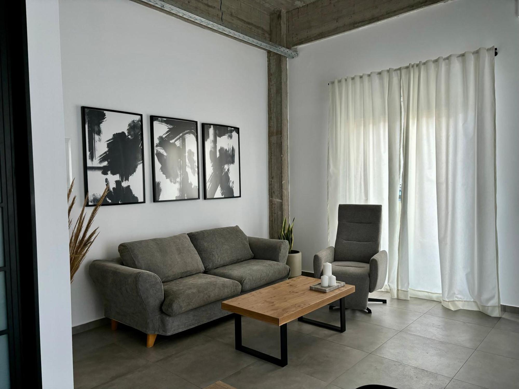 Industrial Loft Comfort Living Heraklion  Ngoại thất bức ảnh