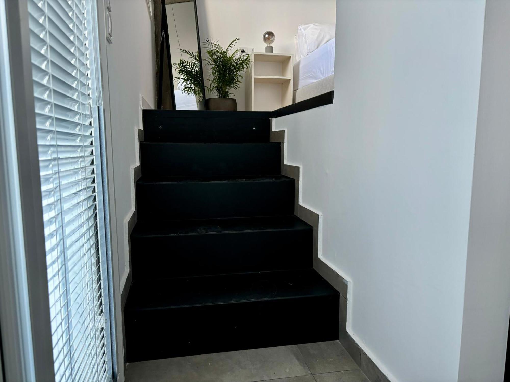 Industrial Loft Comfort Living Heraklion  Ngoại thất bức ảnh