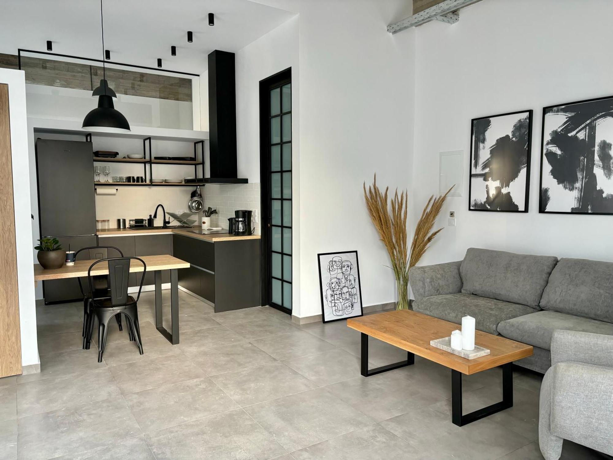 Industrial Loft Comfort Living Heraklion  Ngoại thất bức ảnh