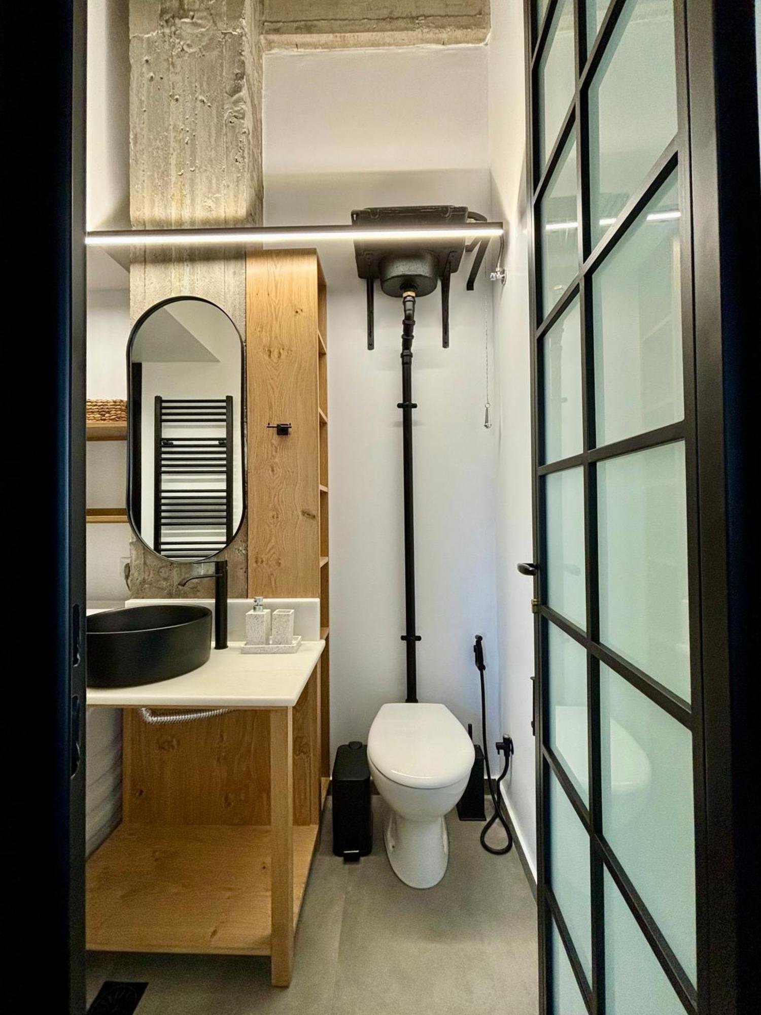 Industrial Loft Comfort Living Heraklion  Ngoại thất bức ảnh